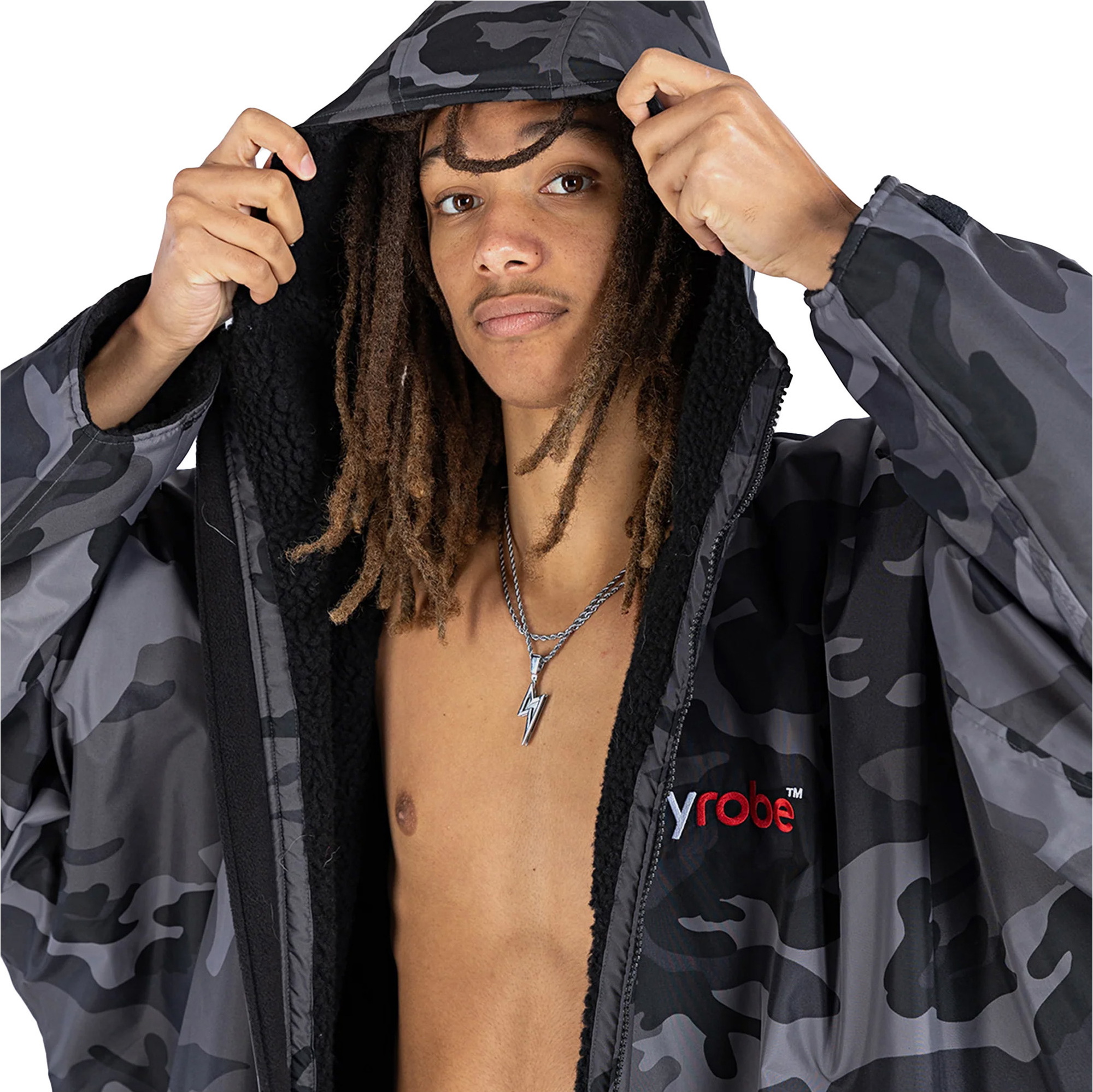 2026 Dryrobe Advance Long Sleeve Changing Robe DALSV3 - Black Camo